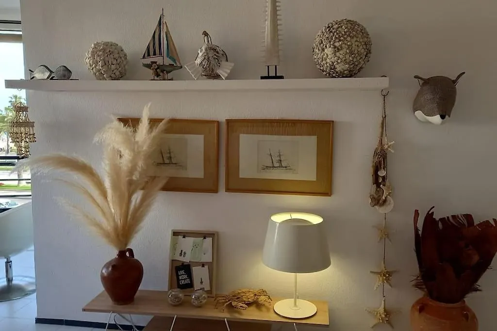 Precioso Apartamento Primera Linea De Playa Salou
